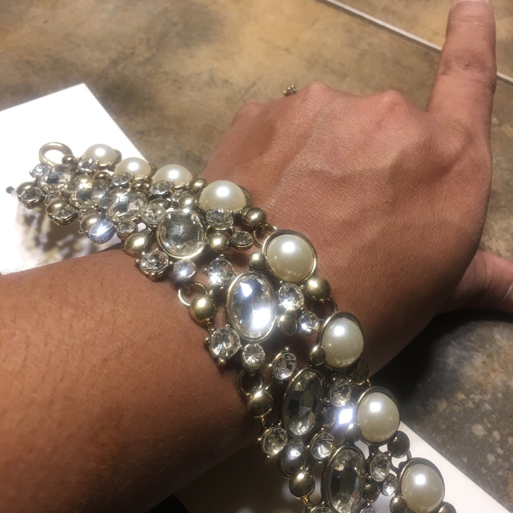 Boutique shimmer